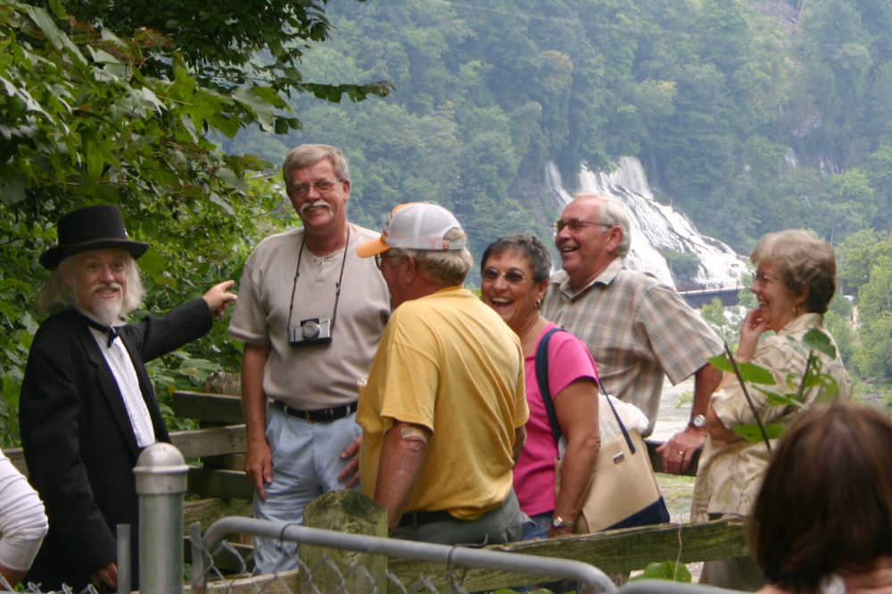 Your bus tour guide to McMinnville and Rock Island State Park